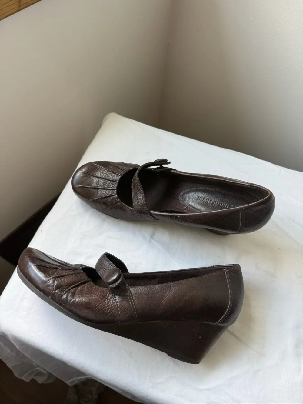 Y2K Naturalizer Brown Leather Mary Jane Wedge Heels Vintage Shoes Size 9.5